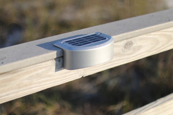 Solar Rail Light - 3 Color LED Switchable