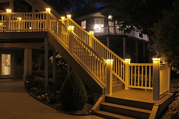 5⅛ in. x 5⅛ in. Solar Post Cap Light for TimberTech - 3 LED Colors
