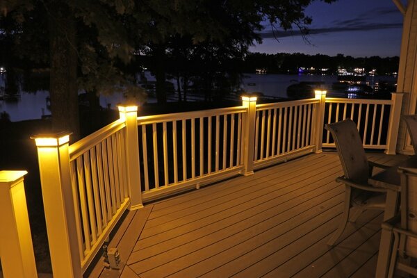 5½ in. x 5½ in. Solar Post Cap Light for Azek | Trex | Wood - 3 LED Colors Changing